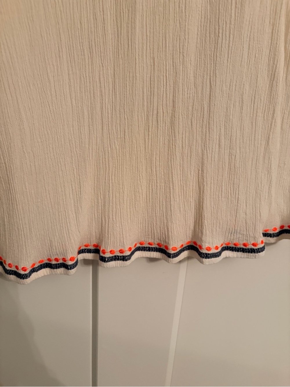 Marine Layer Cream Sleeveless Midi Dress with Navy & Coral Trim - Picture 3 of 10